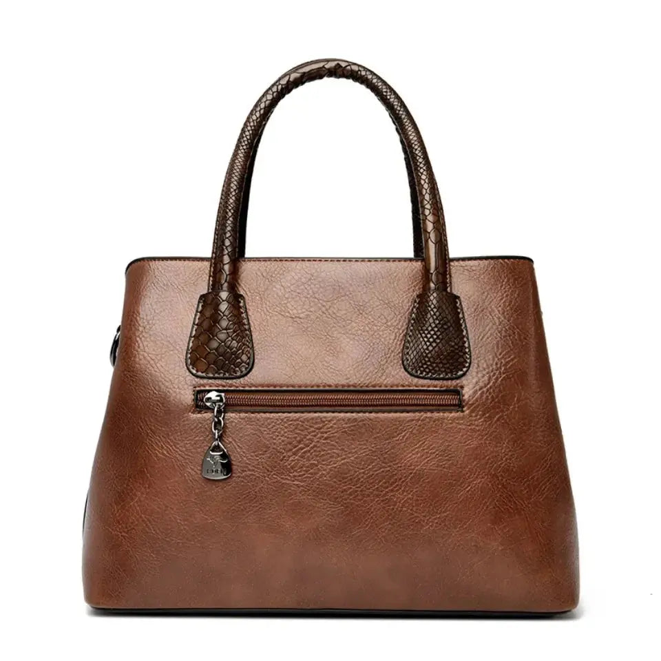 Sac Sienna brun spacieux et élégant derrière détails séquins