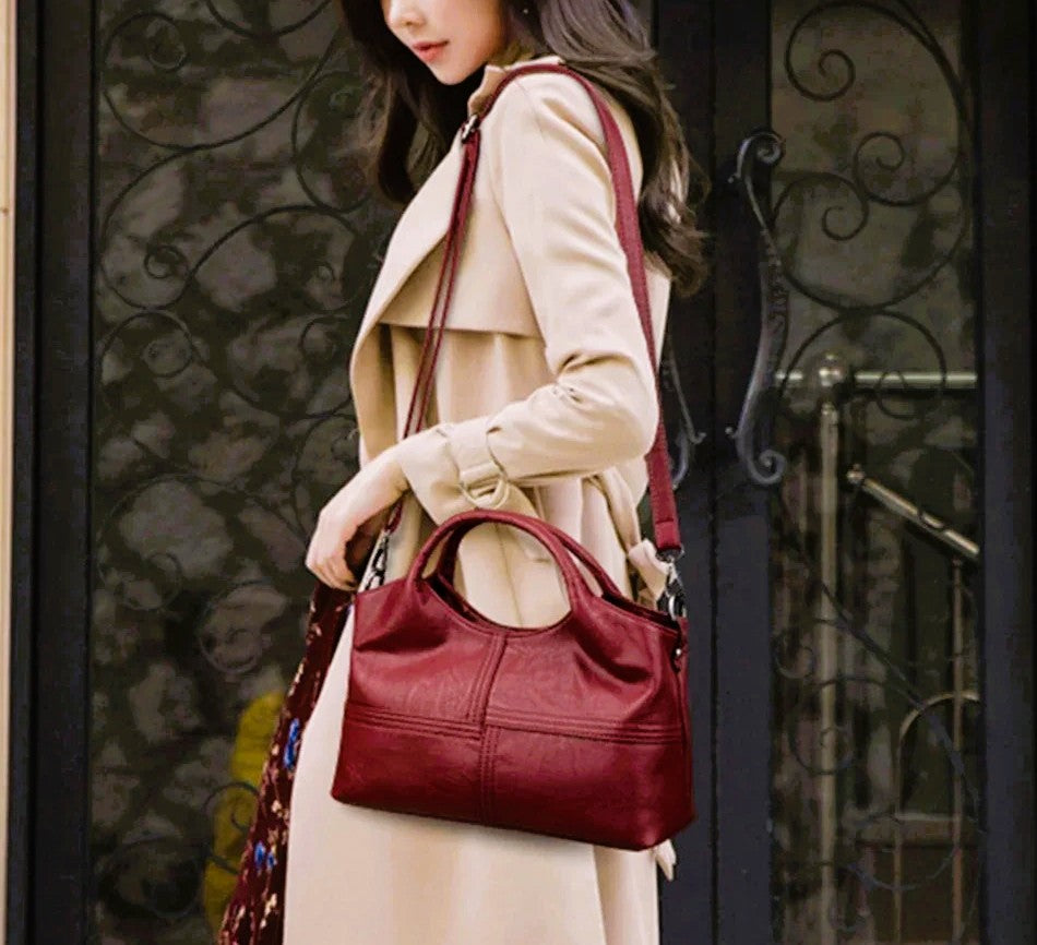 Sac femme en cuir souple élégant Elarya Bordeau Bagshotstore 